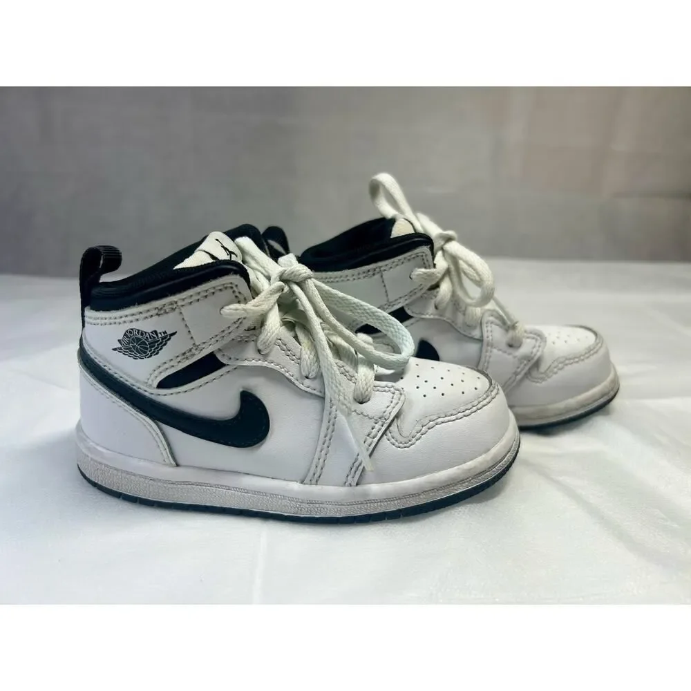 Nike Air Jordan White/Black Toddler Size 8C